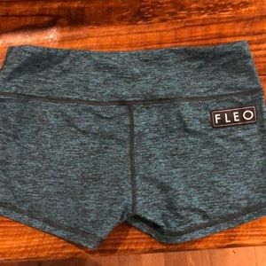 Fleo Shorts